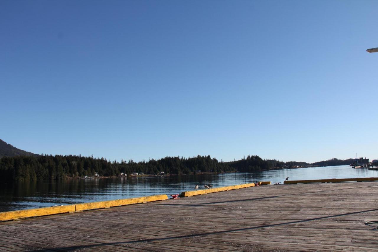 Great Condo In Excellent Location - Waterfront Building - Seaside Ucluelet Exterior photo
